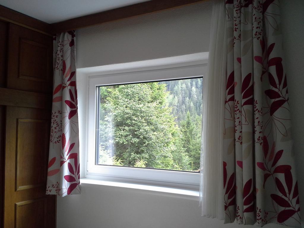 Appartement Latschen - Ferienhaus Bad Kleinkirchheim Phòng bức ảnh
